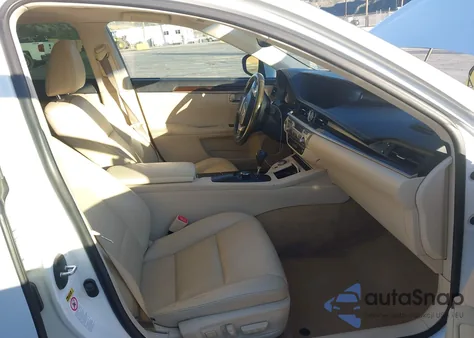 2013 Lexus Es 350 z USA, uszkodzony, nr VIN JTHBK1GG1D2072801